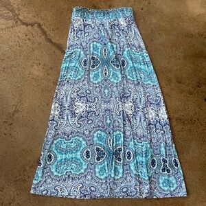 Artisan NY‎ blue and white medallion print knit maxi skirt with smocked waist